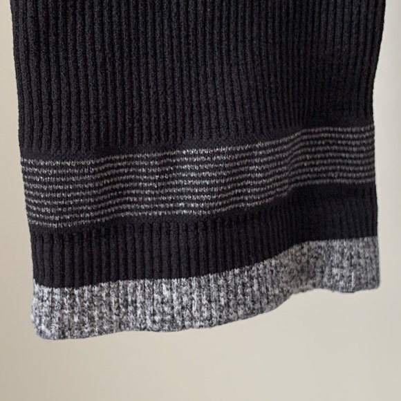 ATHLETA ANDES HYBRID Women’s Black Zipper Closure Fitted Jacket w/ Thumb Holes - Picture 7 of 10